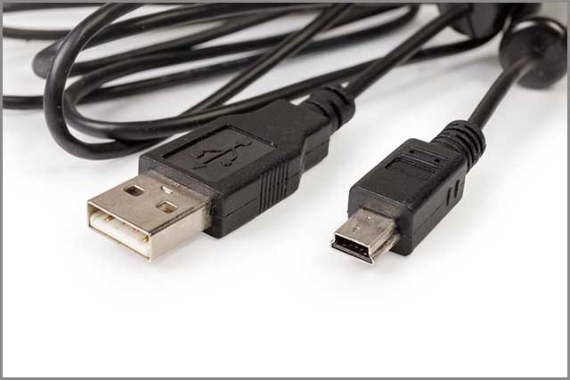 Plugs of USB standard