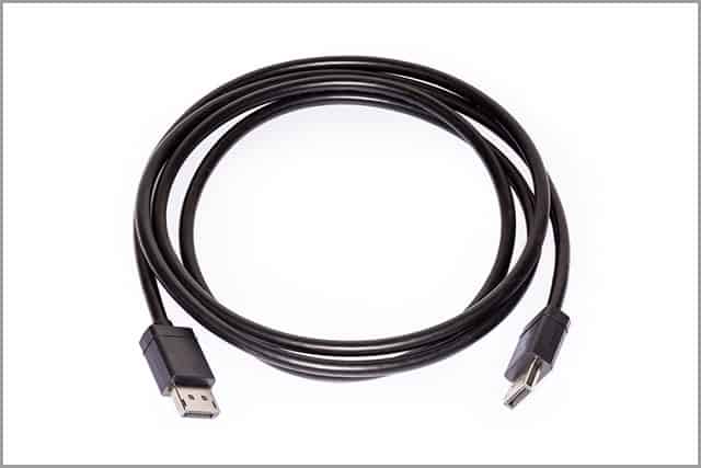 Active DisplayPort Cable Active DisplayPort Cable